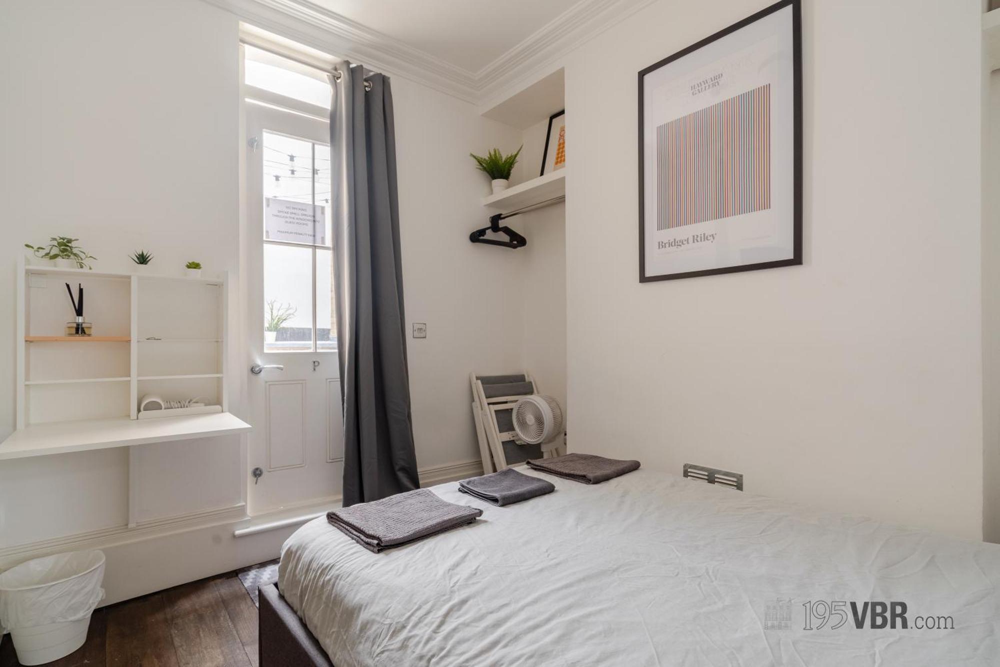 193Vbr With Shared Bathrooms London Room photo